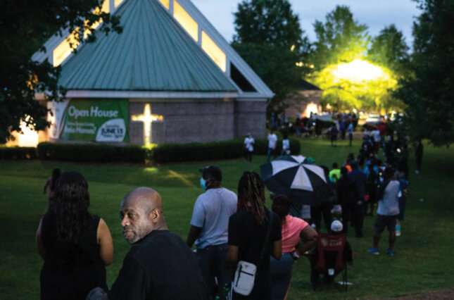 Voters at Christian City Welcome Center in Union City, Georgia, during the state’s June primary. For some residents, it was a five-hour wait. (Dustin Chambers/Reuters)