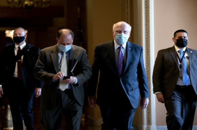 Sen. Patrick Leahy walking to Congress